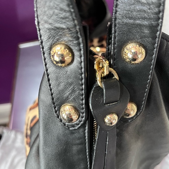 Stuart Weitzman Napa Black Leather/Calfskin leopard print shoulder bag - Picture 3 of 16